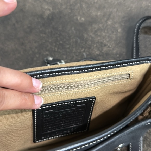 Vintage Coach Y2K Bleecker Double Buckle Black Leather Crossbody Saddle‎ Bag - Picture 9 of 11